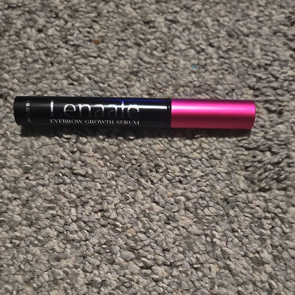 Lenaale Eyebrow Growth Serum - Black Tube with Pink Cap